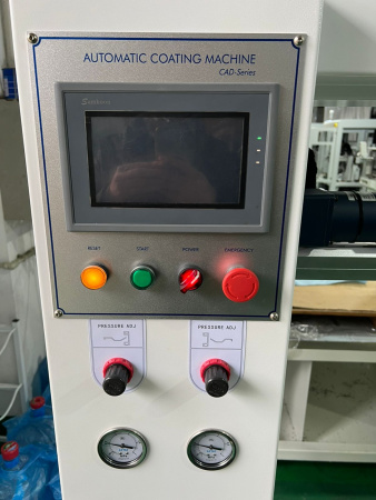 Автоматическая машина для нанесения эмульсии CAD-1313