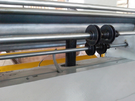 Тигельный пресс ZHTJ-750 с возможностью горячего тиснения