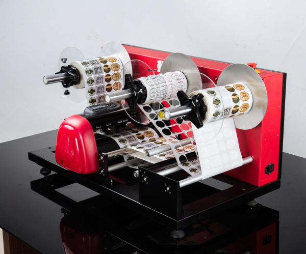 Настольный резак для этикеток SAGA SG-LC30