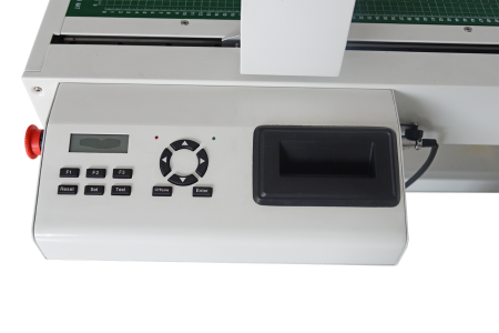 Планшетный режущий плоттер SAGA SG-FC4560A