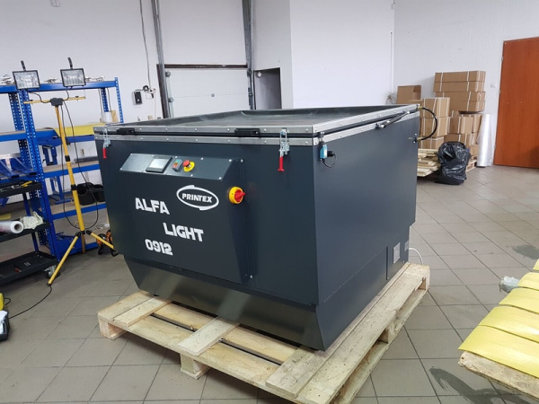 Экспонирующее устройство ALPHA LIGHT