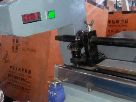 Тигельный пресс для высечки и биговки ML-750