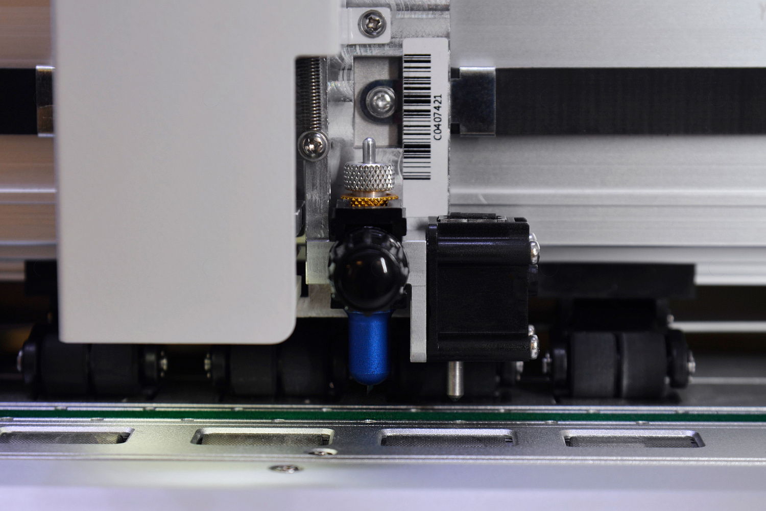 Плоттер режущий с автоподачей Saga SC30II PRO+