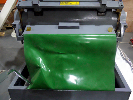 Тигельный пресс для высечки и биговки ML-930